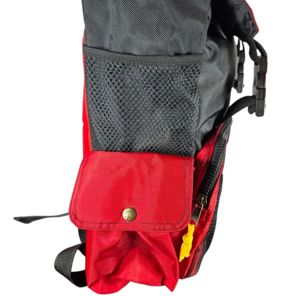 Vintage Marlboro Backpack Red Black‎ Buckle Flap Daypack Padded Back Spellout
